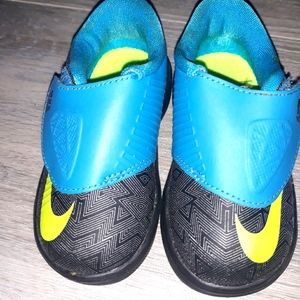 Toddler size 5 KD Nike sneakers